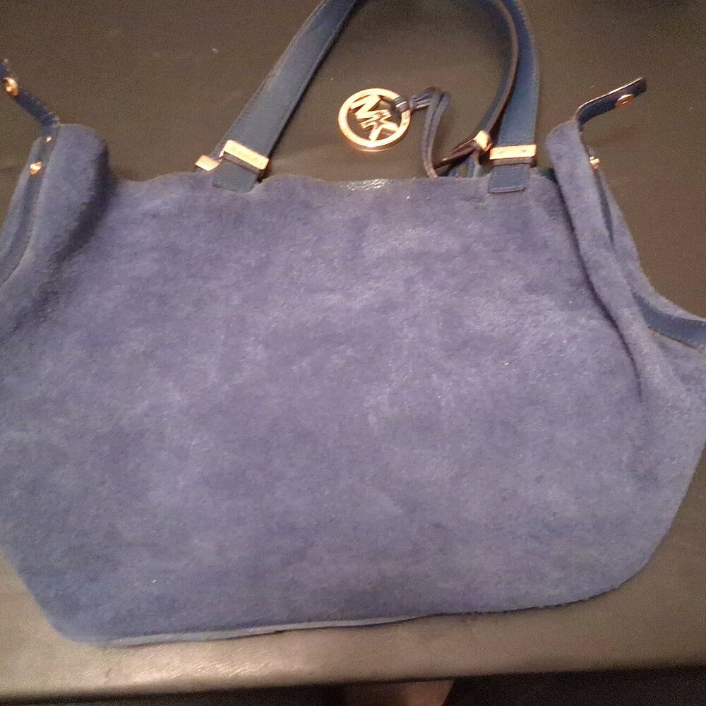 Michael Kors Perforated Blue Leather Tote Bag with Signature "MK" Logo Hardware - Picture 11 of 16